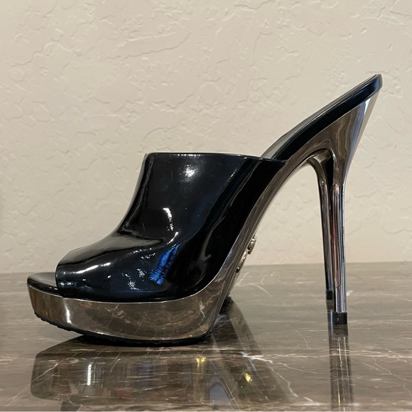 Gucci Shoes - Gucci Patent Leather Peep Toe Stiletto Sandals